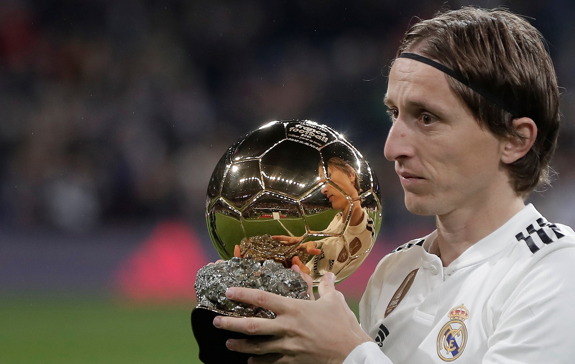 什么是牛牛中的“概率补偿”？解析为什么连输多把后胜率并没有提高。（揭秘牛牛中的概率补偿：为何连败后胜算并不会更高）